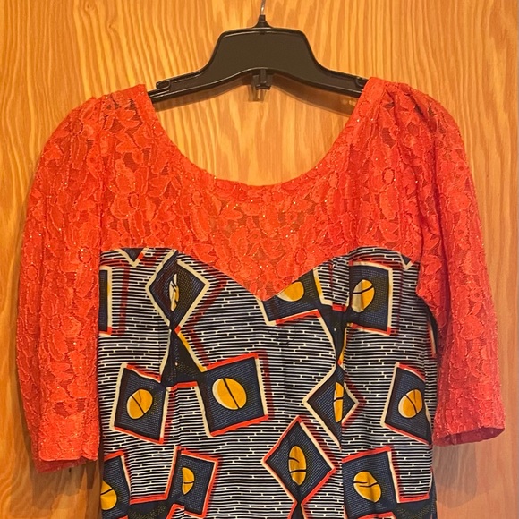 Beautiful African dress - Picture 1 of 5